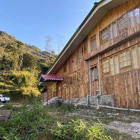 مبيت وإفطار جانجتوك Log Cabin In The Woods المظهر الخارجي الصورة